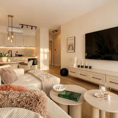 Апартаменты Perfekt Baltic & - 60m Od Od Plazy - Kawiarnia, Bawialnia, Strefa Basenowa, Sklep, Czesc Wypoczynkowa - Easy - Rent
